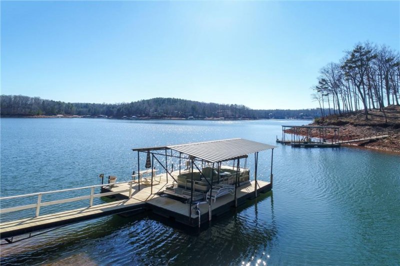 Property image 3 at 628 Seminole Point Road, Fair Play, SC 29643