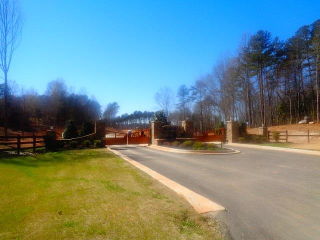 Property image 2 at 21 Marina Bay Drive, Seneca, SC 29672