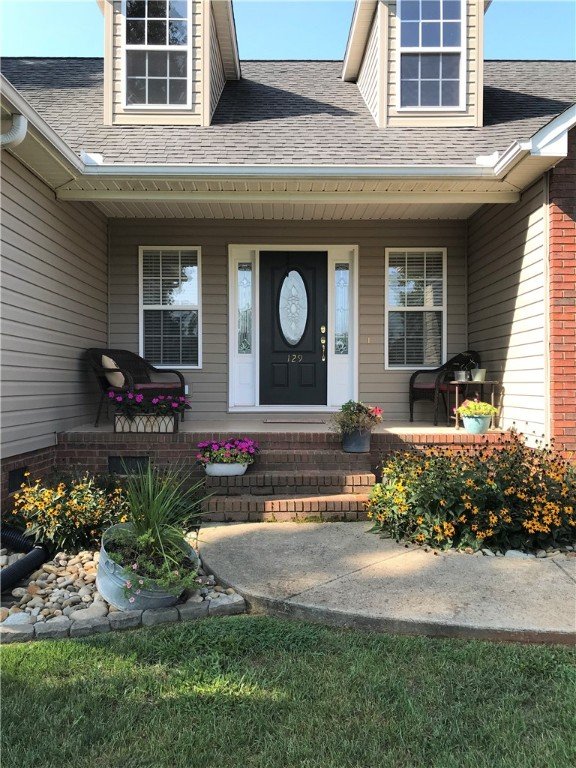 Property image 3 at 129 Ridgeland Drive, Six Mile, SC 29682