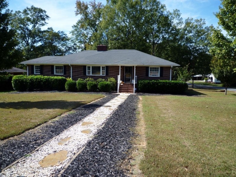 201 Palmetto Parkway