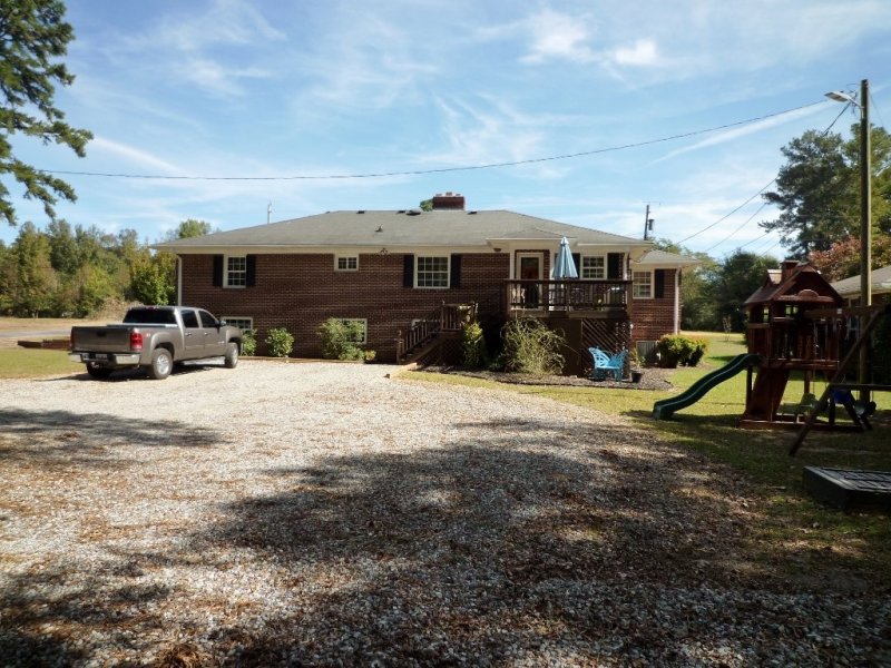 Property image 4 at 201 Palmetto Parkway, Belton, SC 29627