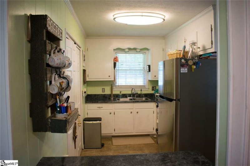 Property image 5 at 500 Chestnut Boulevard, Anderson, SC 29625