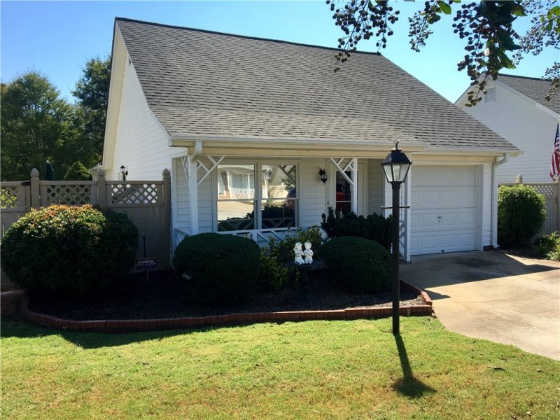 106 Brittania Circle