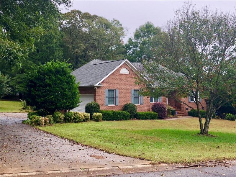 Property image 3 at 130 Holly Ridge, Anderson, SC 29621