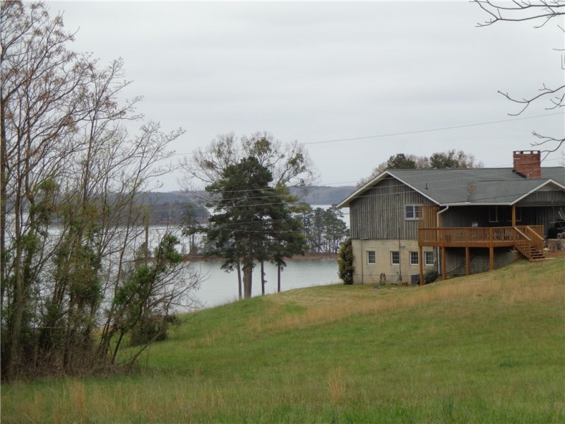 104 Keowee Club Road