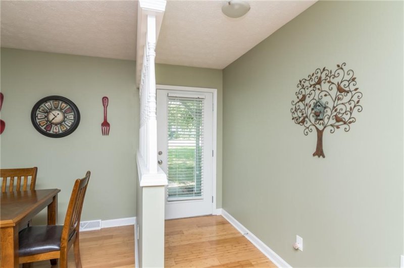 Property image 3 at 4 Lenhardt Court, Greenville, SC 29611