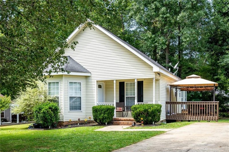 Property image 3 at 105 Brittania Circle, Anderson, SC 29621