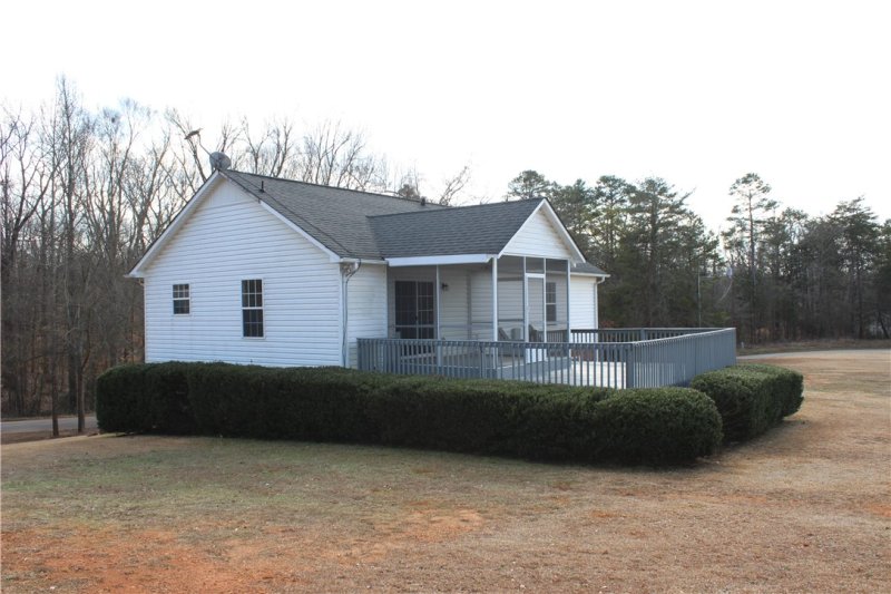 Property image 3 at 100 Muirfield Drive, Anderson, SC 29625