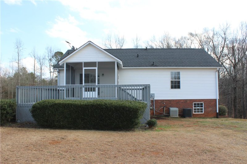 Property image 4 at 100 Muirfield Drive, Anderson, SC 29625