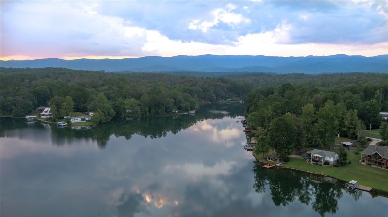 Property image 5 at 114 Whitewater Lake Road, Tamassee, SC 29686