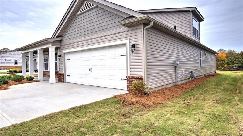 Property image 5 at 123 Rossmoor Court, Anderson, SC 29621