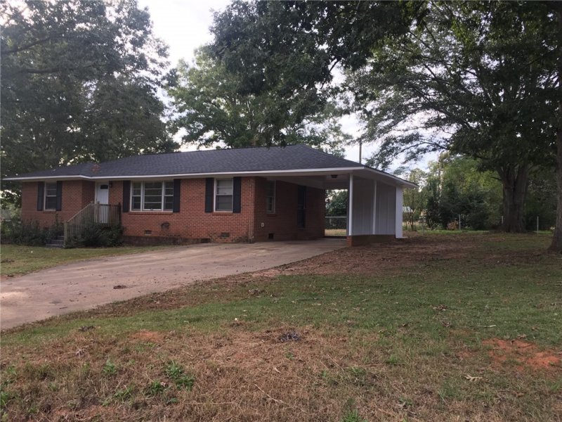 Property image 2 at 3314 Algonquin Avenue, Anderson, SC 29626