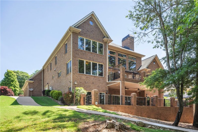 Property image 2 at 1020 Shore Drive, Anderson, SC 29625