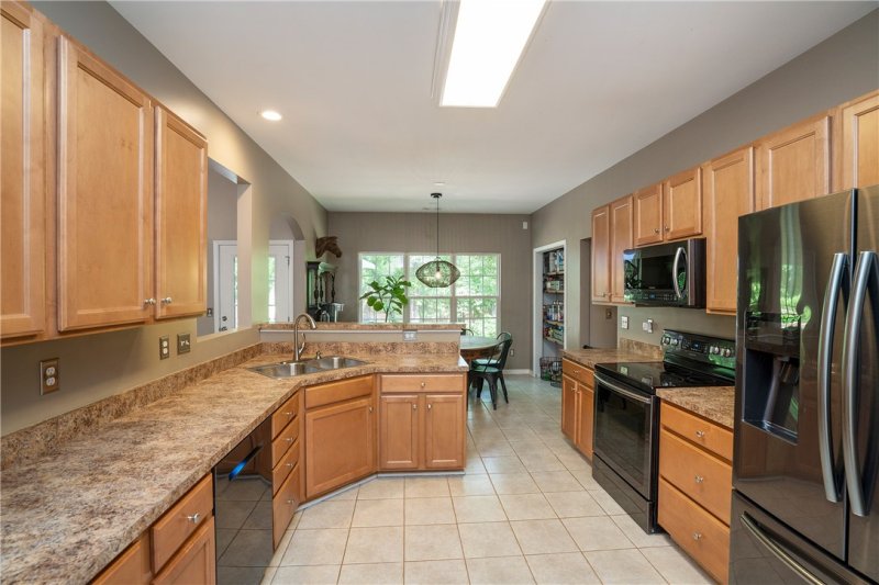 Property image 5 at 502 Lakeside Drive, Anderson, SC 29621