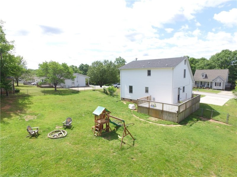 Property image 2 at 236 Branchwood Drive, Liberty, SC 29657