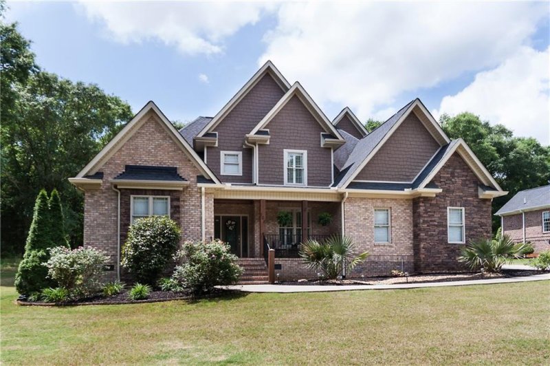 Property image 2 at 108 Creekwalk Drive, Anderson, SC 29625