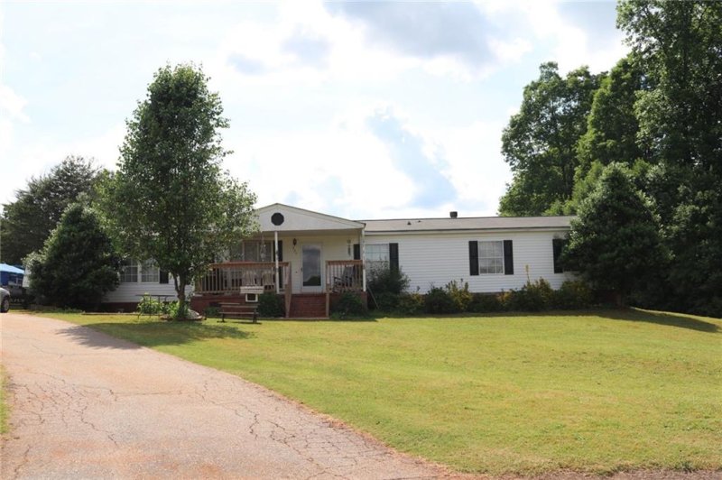 223 Glenda Lane