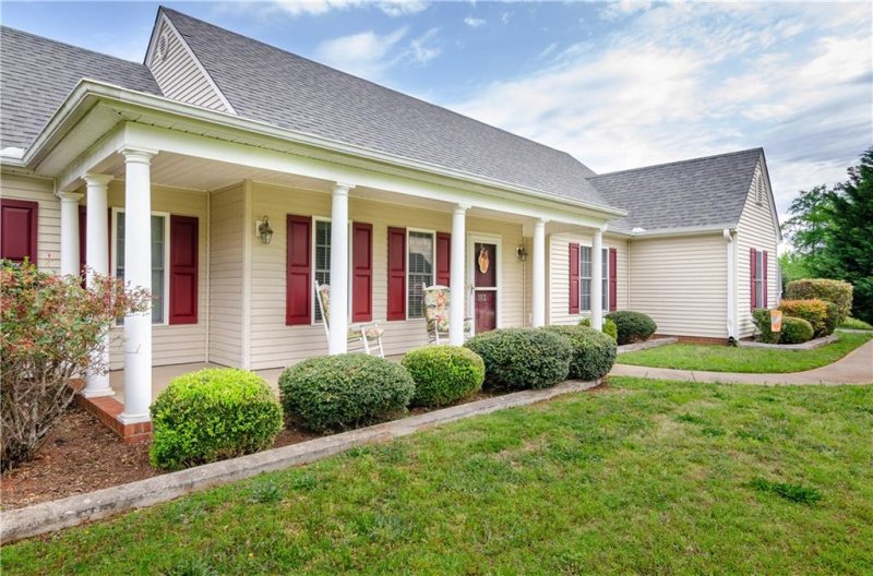 Property image 5 at 102 Carrie Leigh Lane, Pendleton, SC 29670