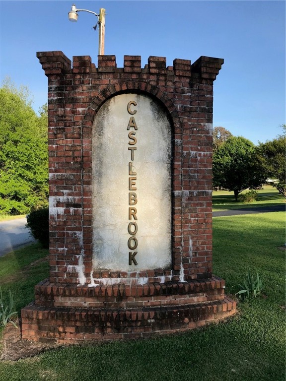 Property image 2 at 104 Winona Way, Walhalla, SC 29691