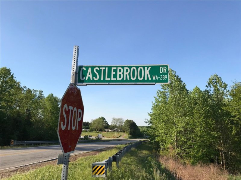 Property image 4 at 104 Winona Way, Walhalla, SC 29691