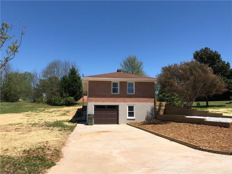 Property image 5 at 603 Freedom Drive, Walhalla, SC 29691