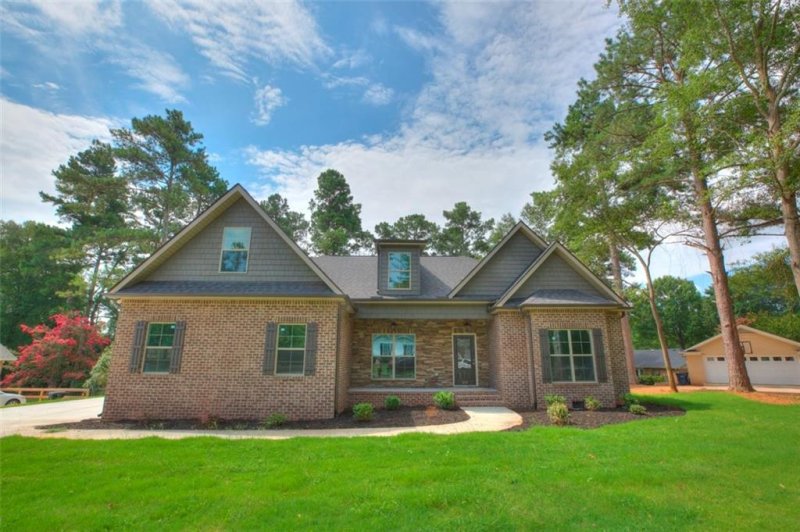 Property image 2 at 209 Laurel Ridge Road, Anderson, SC 29621