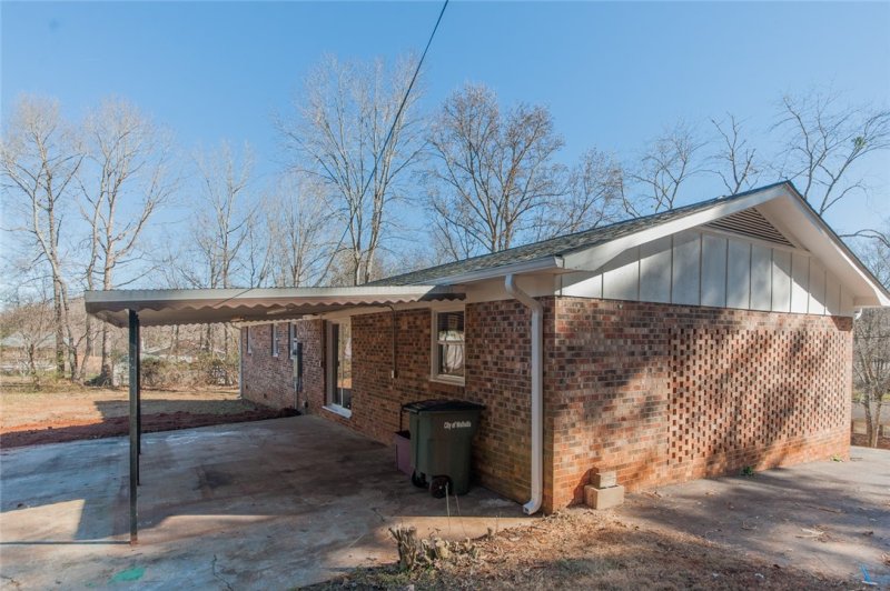 Property image 5 at 112 Arrowood Circle, Seneca, SC 29672