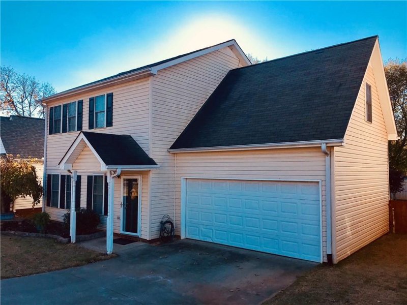 Property image 2 at 110 Elliott Circle, Anderson, SC 29621