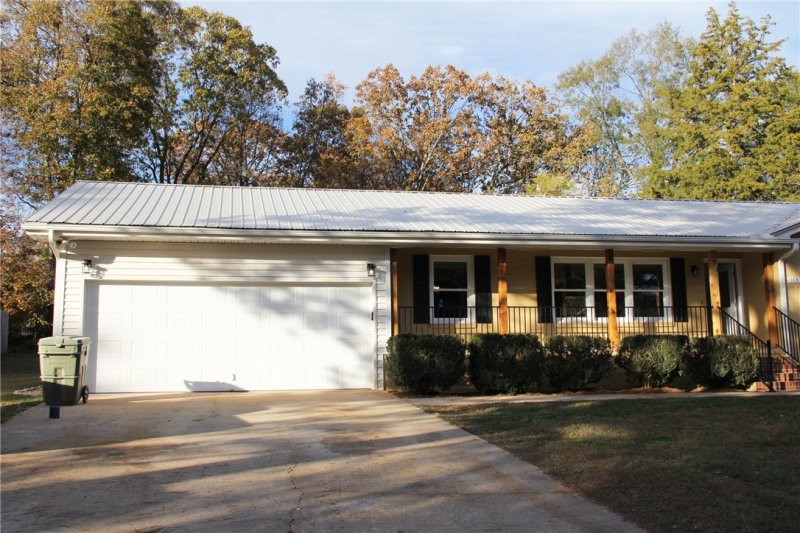 Property image 5 at 103 Princess Caroline Street, Clemson, SC 29631