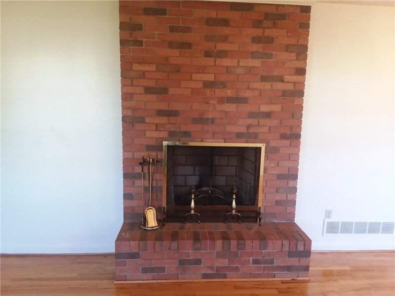 Property image 4 at 323 Mary Ann Street, Easley, SC 29640