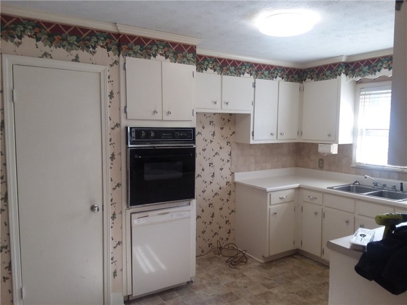 Property image 5 at 323 Mary Ann Street, Easley, SC 29640