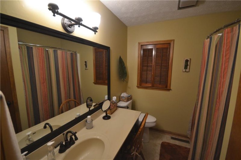 Property image 4 at 550 Arrowhead Drive, Lavonia, GA 30553