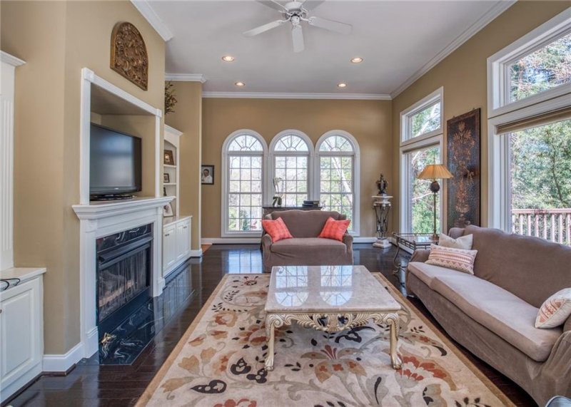 Property image 3 at 212 Horse Head Point Drive, Seneca, SC 29672