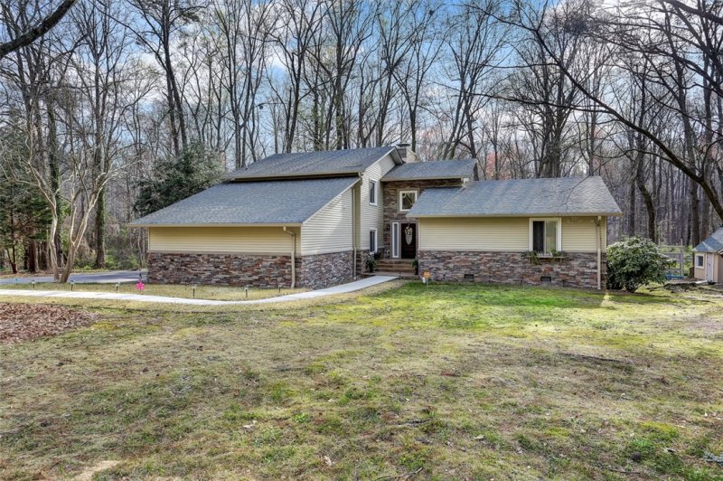 Property image 2 at 200 Fox Creek Road, Anderson, SC 29621