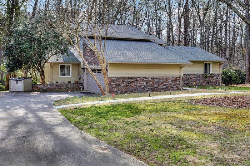 Property image 3 at 200 Fox Creek Road, Anderson, SC 29621