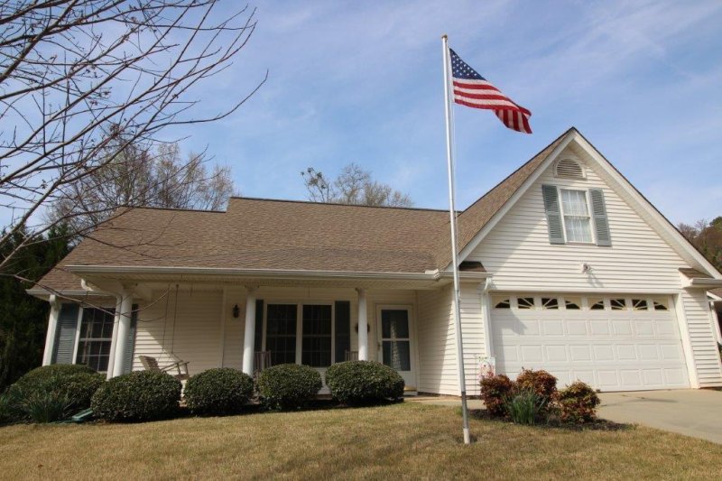 Property image 2 at 123 Grand Oak Circle, Pendleton, SC 29670