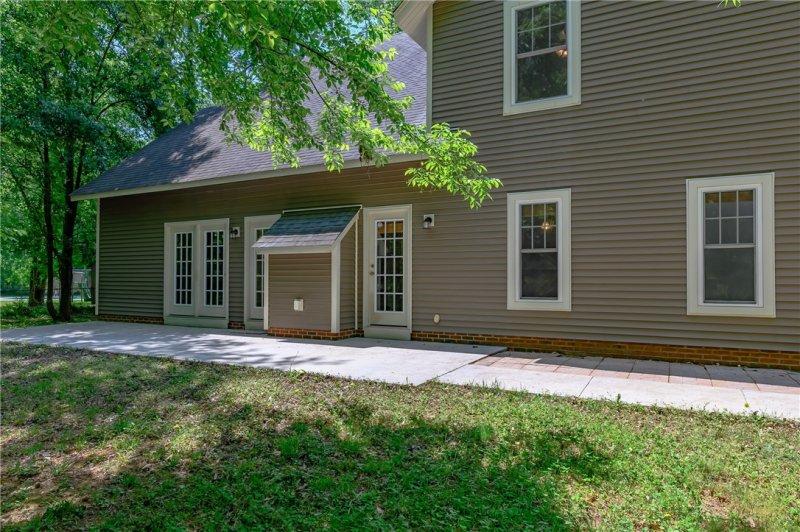 Property image 3 at 211 Monaco Circle, Clemson, SC 29631