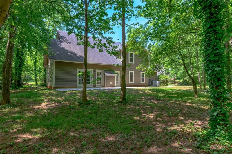 Property image 4 at 211 Monaco Circle, Clemson, SC 29631