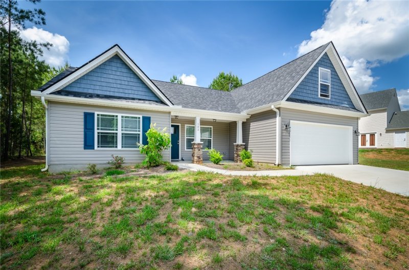 Property image 2 at 102 Buteos Way, Anderson, SC 29621