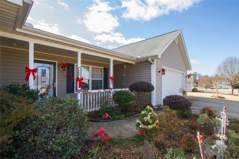 Property image 4 at 109 Kensett Drive, Williamston, SC 29697