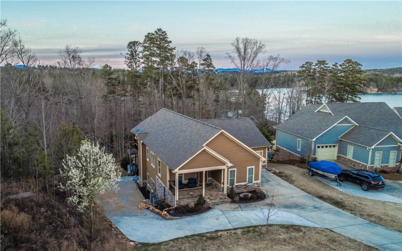 Property image 2 at 228 Sweetwater View Road, Seneca, SC 29672