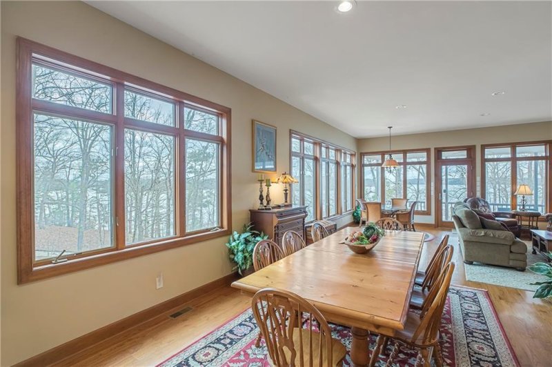 Property image 3 at 12 Muskhogean Drive, Fair Play, SC 29643