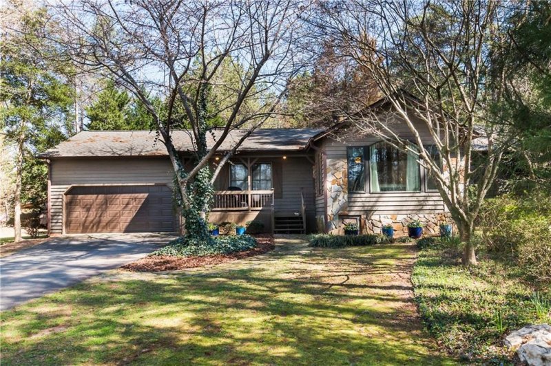 Property image 2 at 123 Brook Lane, Seneca, SC 29672