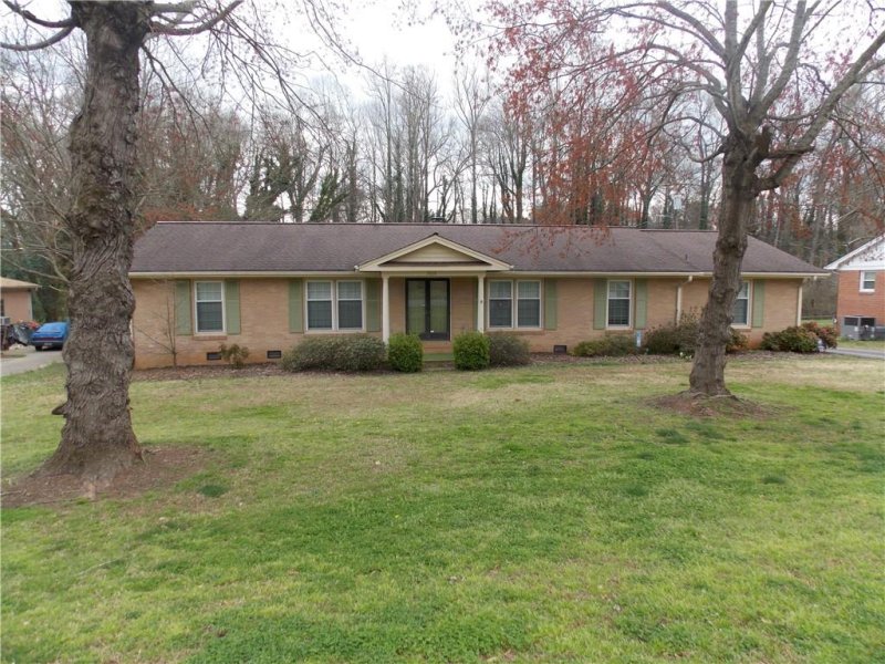 Property image 2 at 2808 Little Creek Drive, Anderson, SC 29621