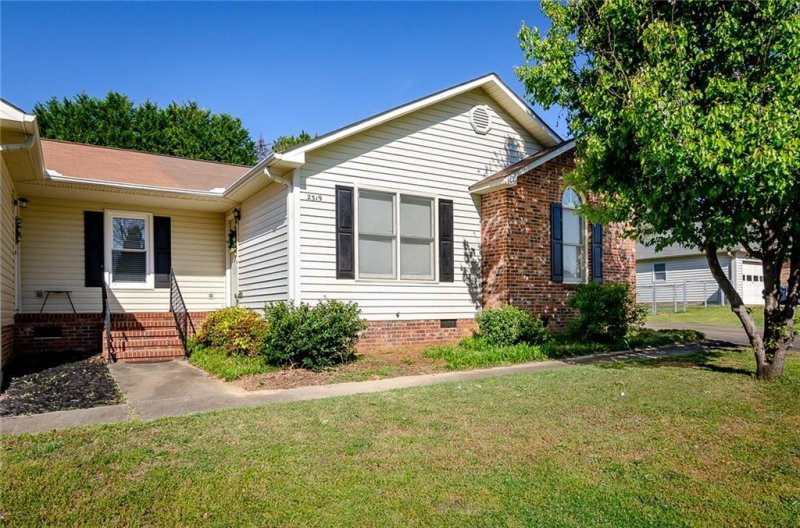 Property image 4 at 2319 Annandale Drive, Anderson, SC 29621