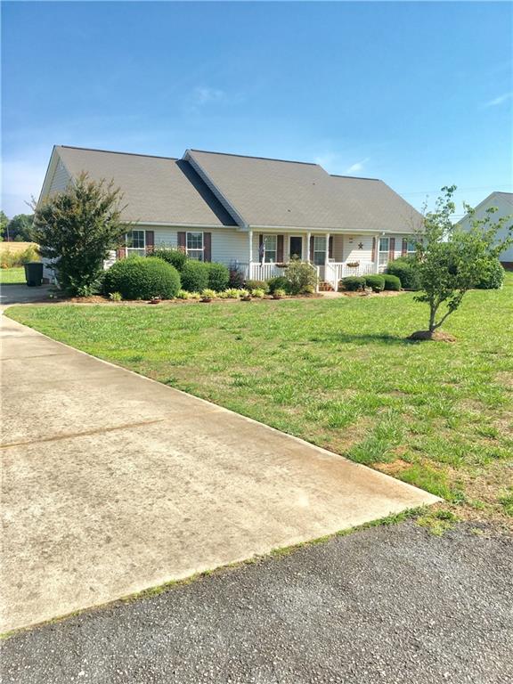 Property image 5 at 102 McClain Lake Drive, Anderson, SC 29625