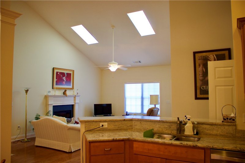 Property image 4 at 148 Camelot Drive, Seneca, SC 29672