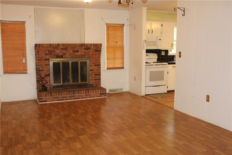 Property image 3 at 100 Meadow Drive, Seneca, SC 29678