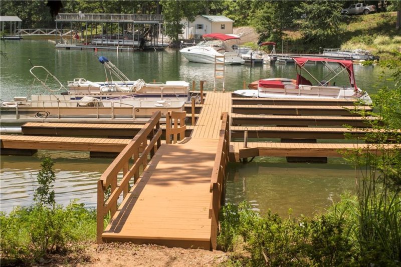 Property image 5 at 103 Pinnacle Pointe Drive, Seneca, SC 29672