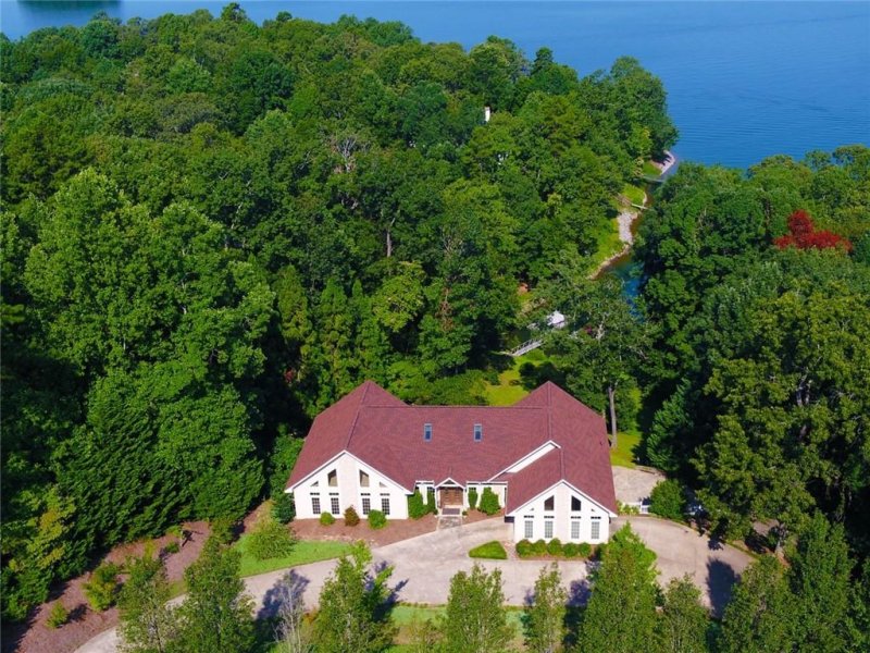 Property image 2 at 1101 Rochester Highway, Seneca, SC 29672